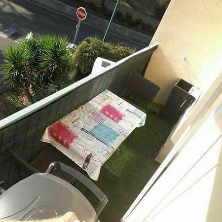 Studio 150M De La Plage La Seyne-sur-Mer Dış mekan fotoğraf