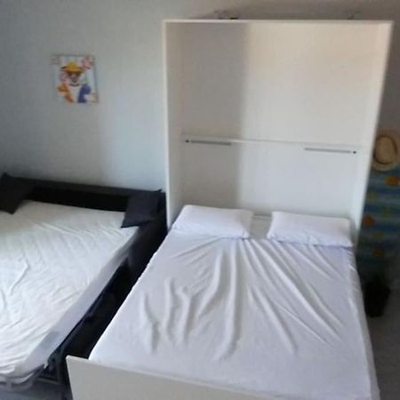 Studio 150M De La Plage La Seyne-sur-Mer Dış mekan fotoğraf